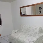 Apt mobiliado com piscina