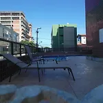 Apt mobiliado com piscina