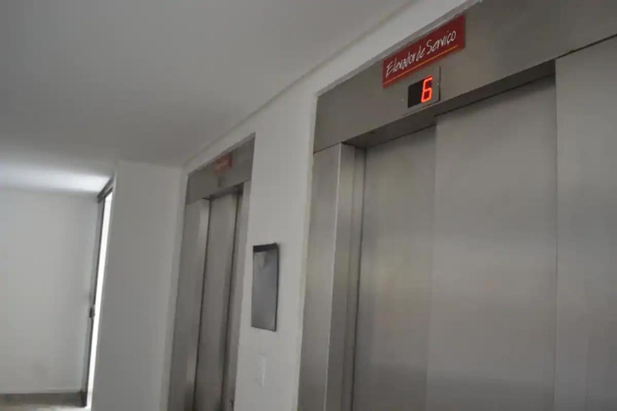 Apartamento Mobiliado Com Piscina *